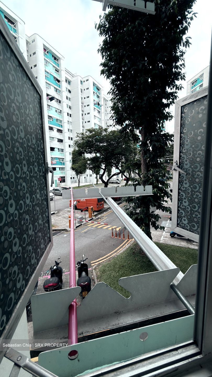 Blk 327 Hougang Avenue 5 (Hougang), HDB 3 Rooms #575875381